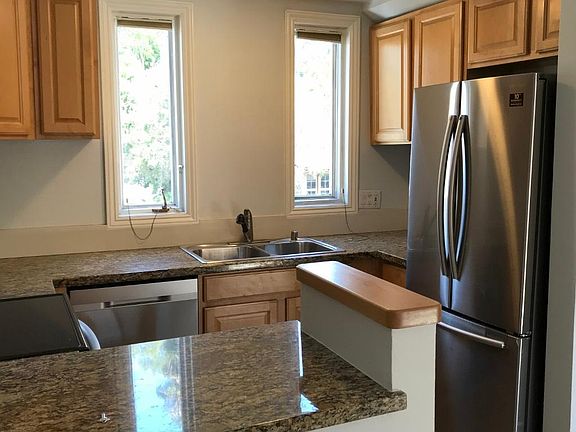 5th image of 2037 S Coast Hwy APT 11