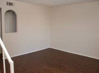 806 N Cummings Dr #13-20, Alvarado, TX 76009