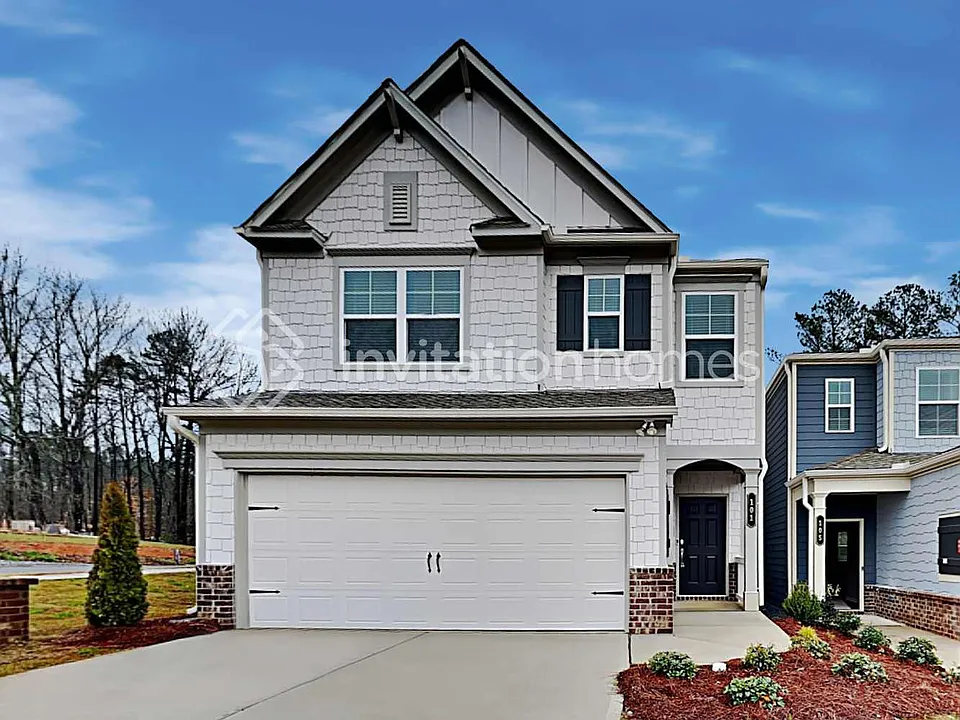 101 Webster Cir