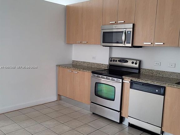 5th image of 2100 Van Buren St APT 501