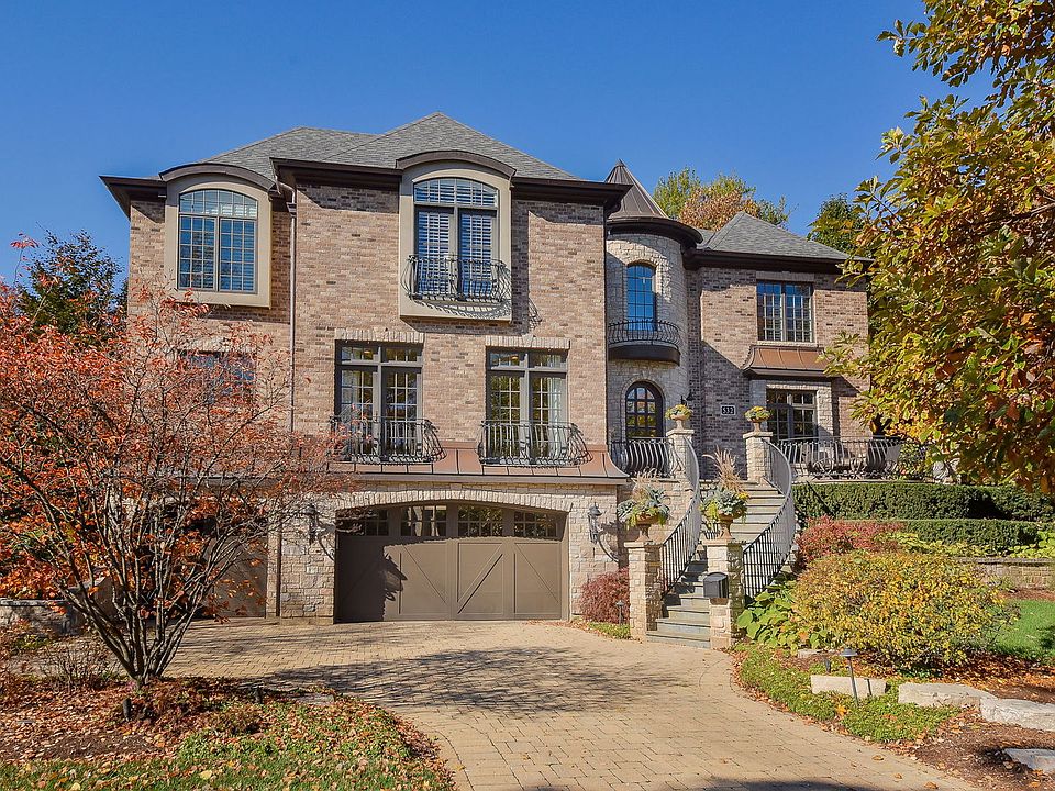 2nd image of 532 Deerpath Rd