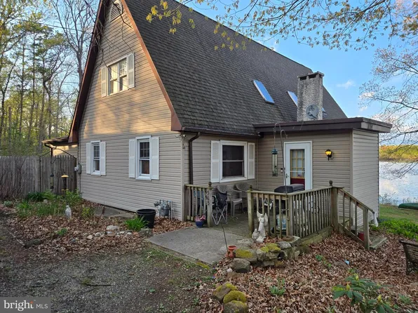 565 Holly Dr, Franklinville, NJ 08322