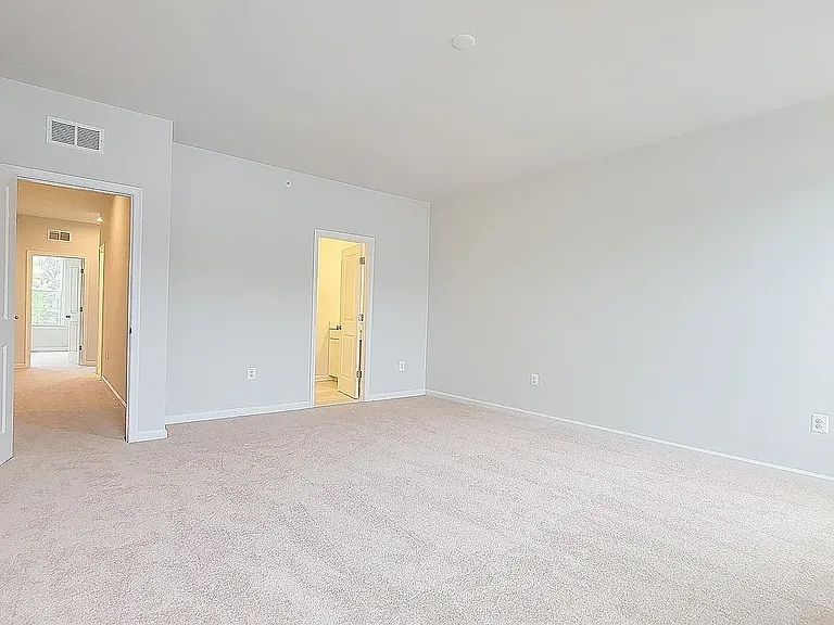9233 Magellan Pkwy #B — Photo 12