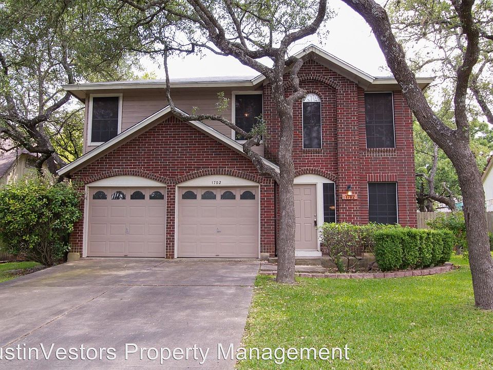 1st image of 1702 Palmetto Dr