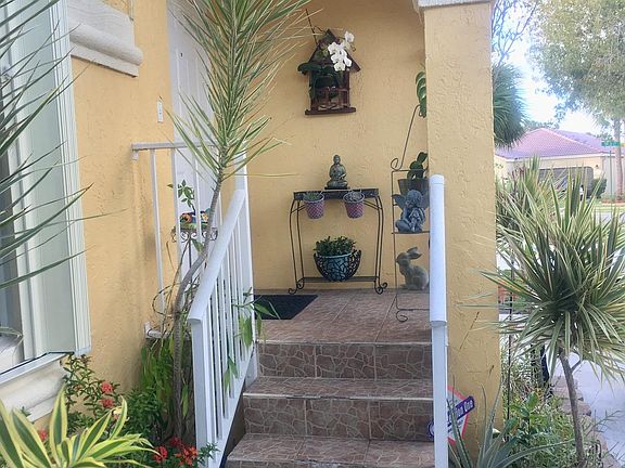 5th image of 1586 NW 157th Ave