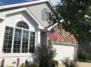 37 Westminster Dr, Monroe Township, NJ 08831