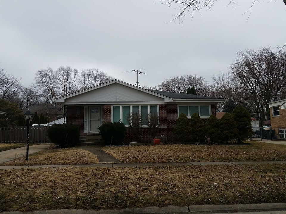 1st image of 221 S Prindle Ave