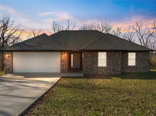 16 Dugan Cir, Bella Vista, AR 72715