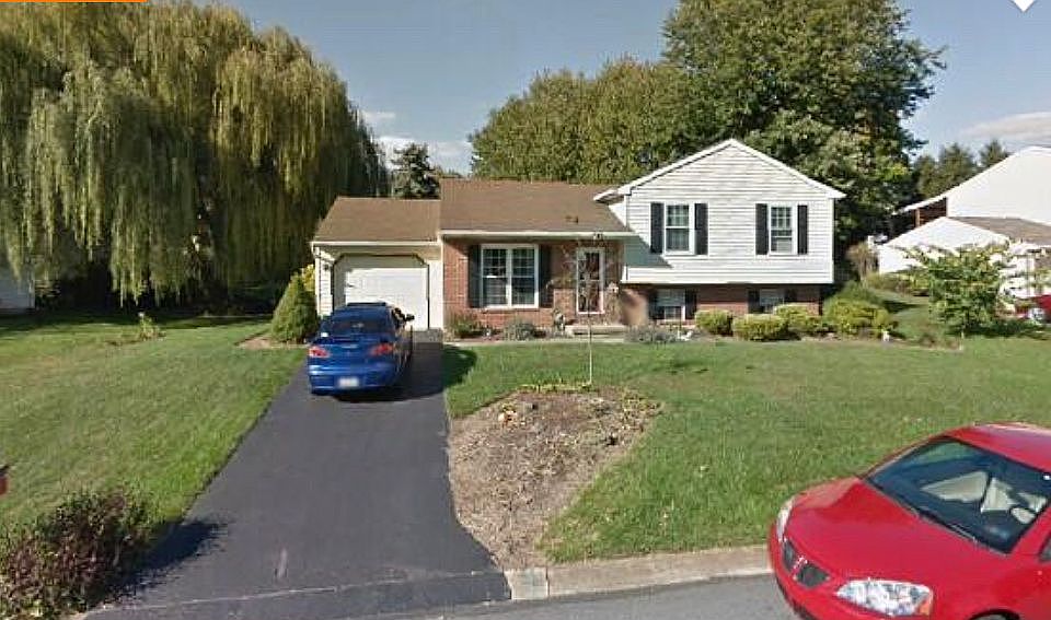 1st image of 746 Saint Johns Pl