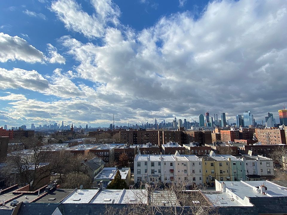 1st image of 4810 43rd Ave #7K