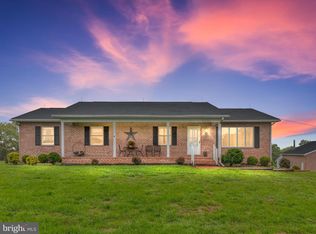 120 Edenwood Ln, Hedgesville, WV 25427