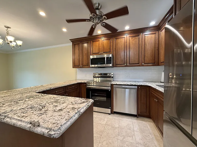 4533 Marine Pkwy #101 — Photo 12