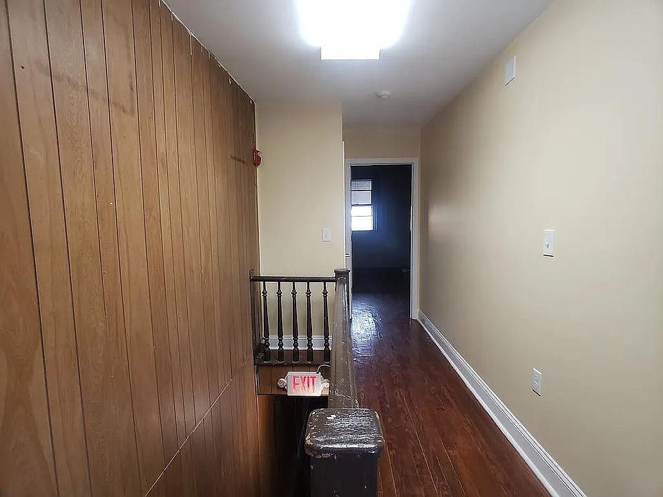 Second floor Hall way