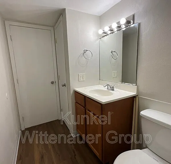 1807-2 Jamestown Rd — Photo 13
