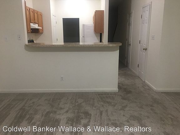 4th image of 10428 Victoria Dr APT C