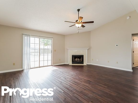 4th image of 3015 Golden Pond Blvd