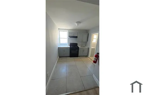 317 Marshall St #1 Photo 1