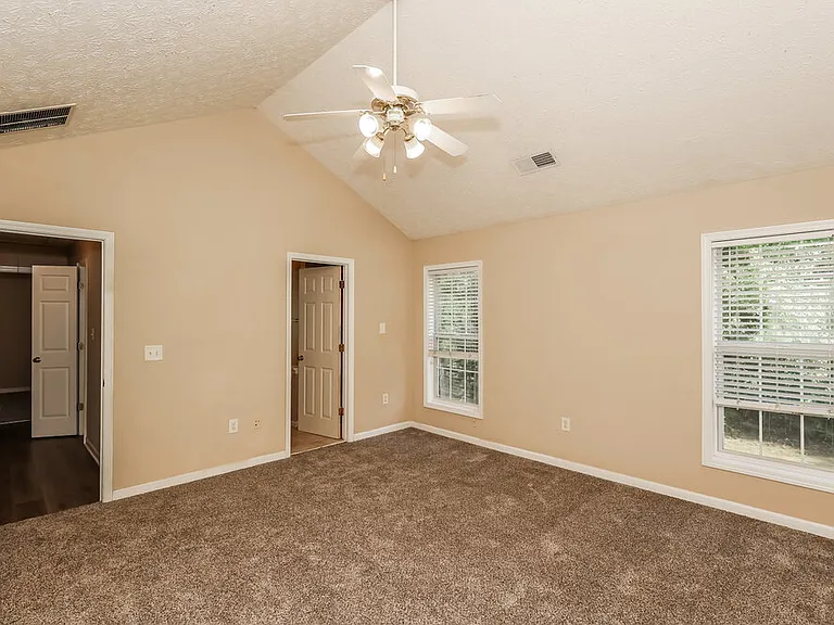 426 Baldwin Ct — Photo 10
