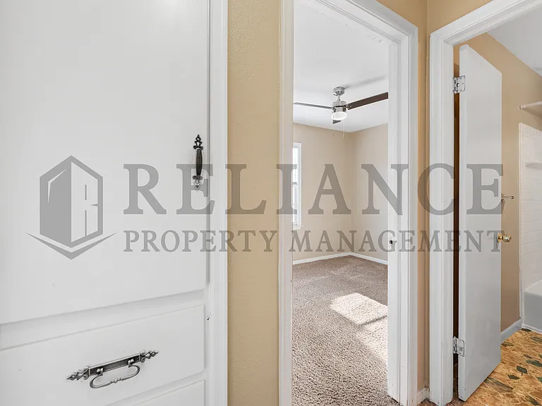 731 S Apache Dr — Photo 17