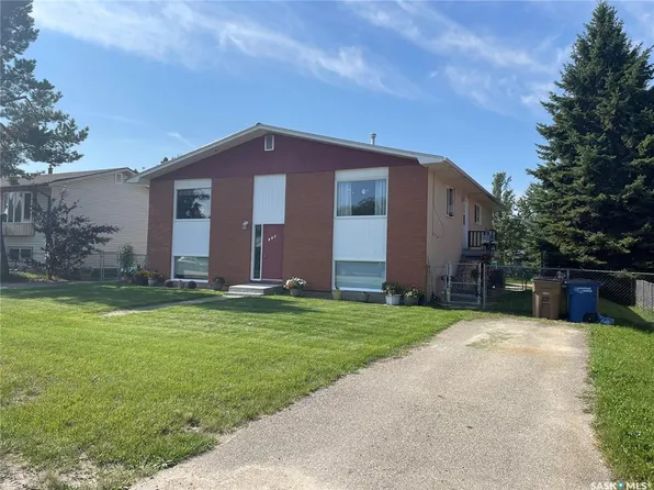 110 7th AVENUE S, Big River, SK S0J 0E0