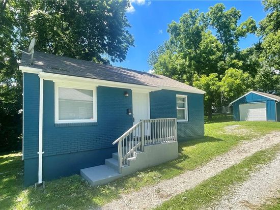 732 W Stone St, Independence, MO 64050