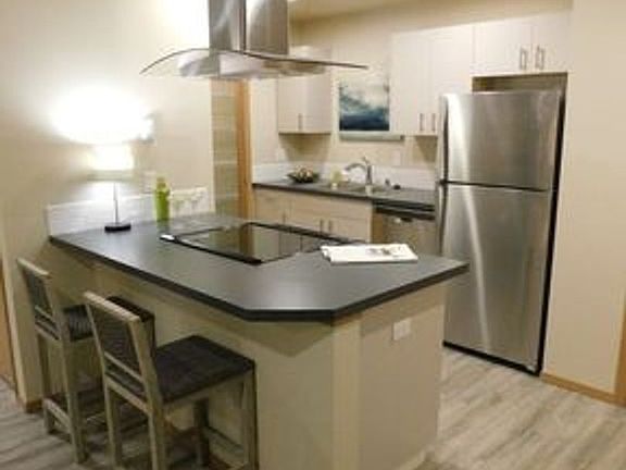 4th image of 5915 Lake Grove St SW #B2-304