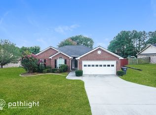 524 Country Glen Dr, Grovetown, GA 30813