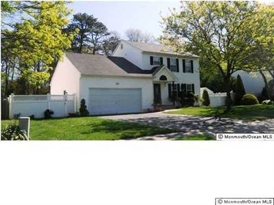 107 S Hampton Pl, Brick, NJ, 08724