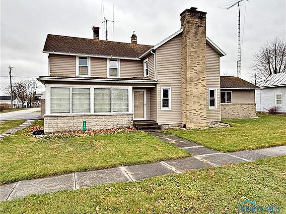 2nd image of 400 David St