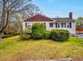 19 Rumford Park Ave, Woburn, MA 01801