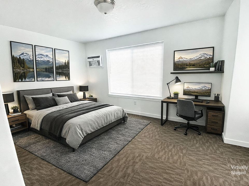 Bedroom (does not come furnished!)