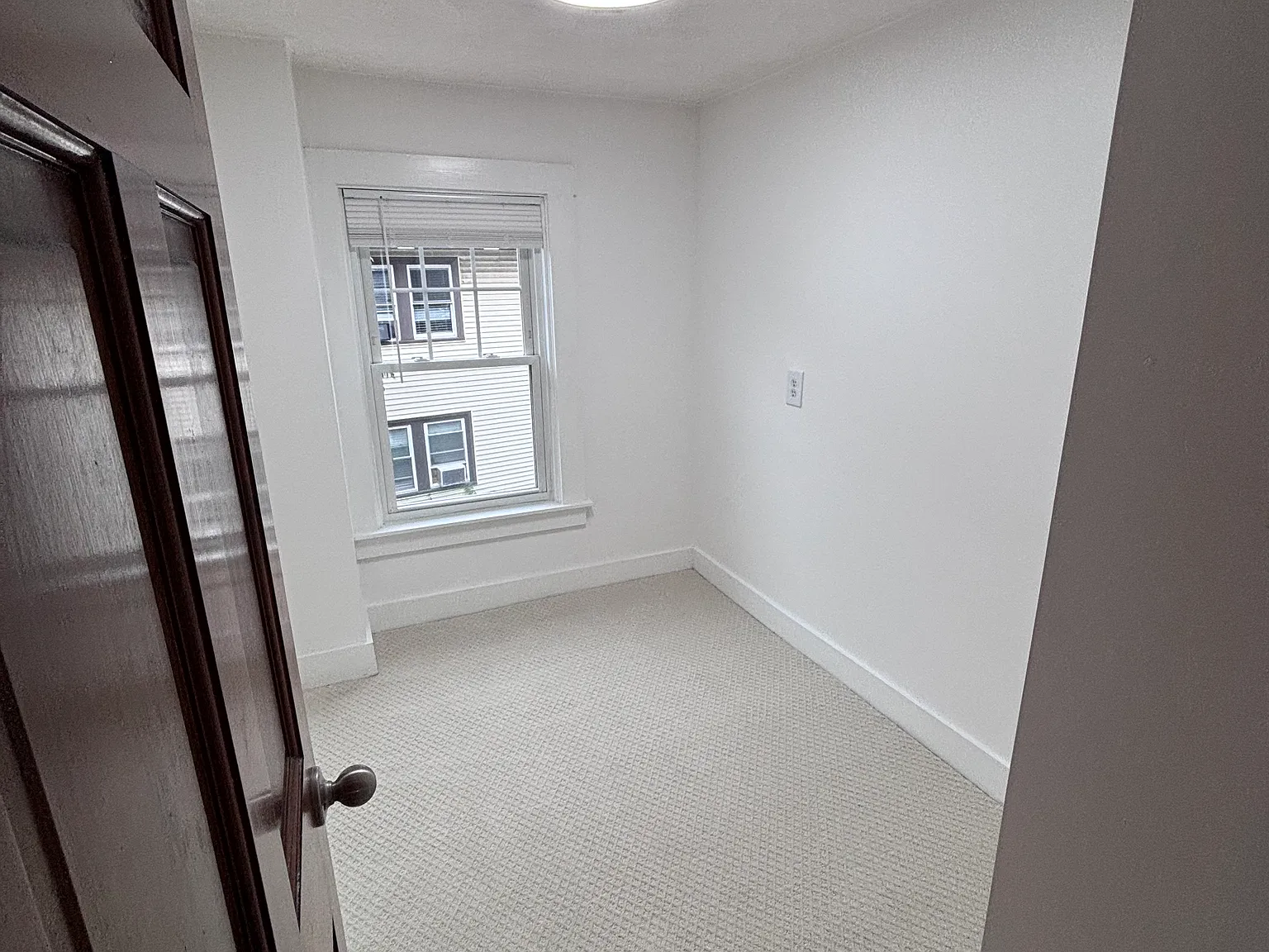 1 bed, $2,300 — Photo 3