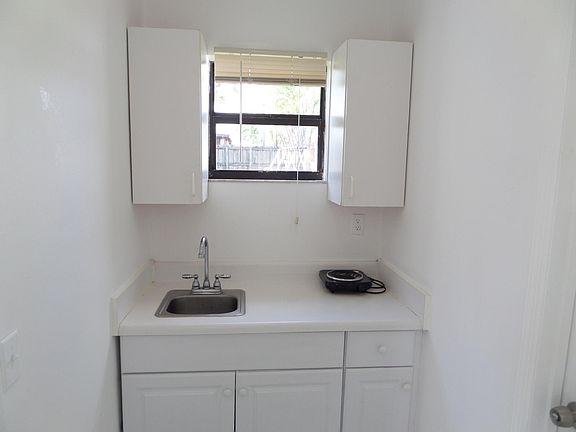 Bar Sink/ Kitchenette