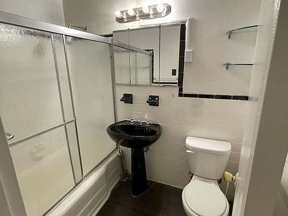 5th image of 1450 2nd Ave APT 2H