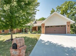 13 Savoy Dr, Lake Saint Louis, MO 63367