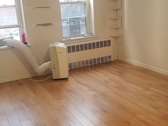4th image of 58 Mulberry St #3N