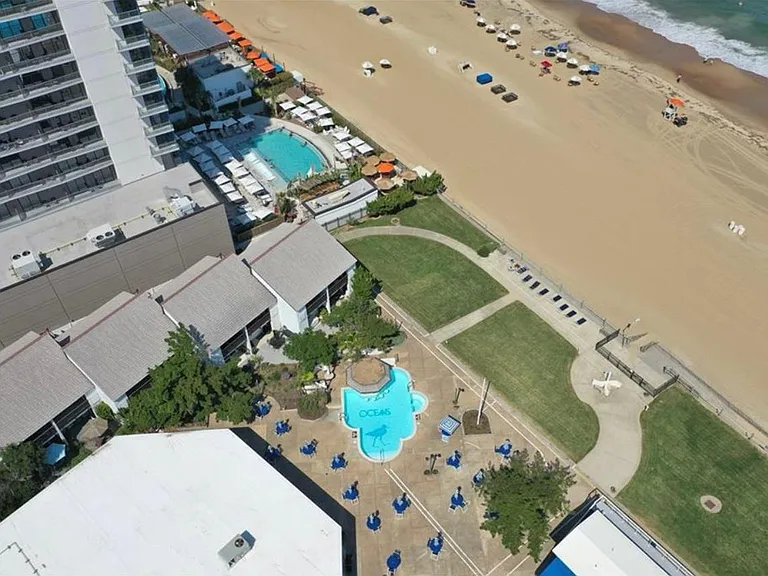 4004 Atlantic Ave #308 — Photo 4
