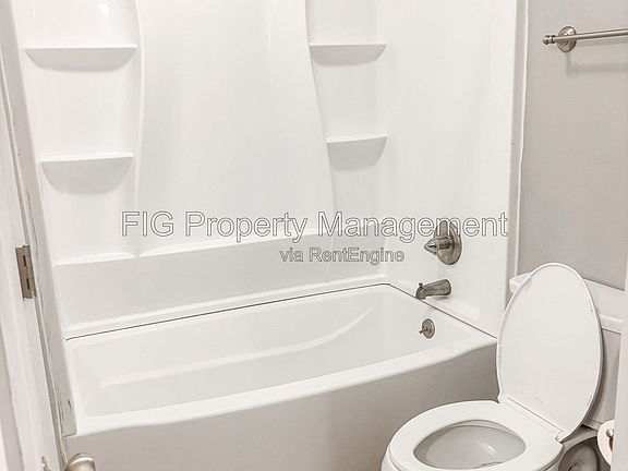 5th image of 1433 Stratford Rd #10