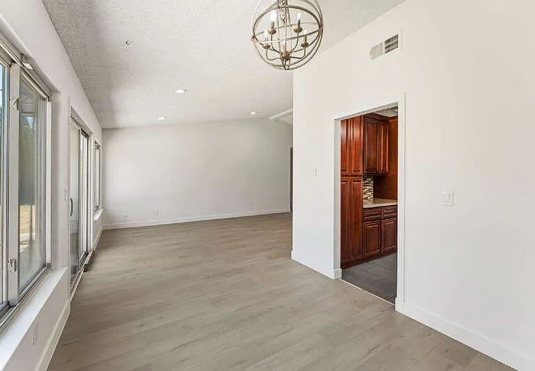 5041 Palm Ave — Photo 13