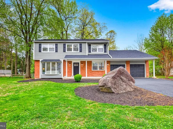 2518 Dartmouth Woods Rd, Wilmington, DE 19810