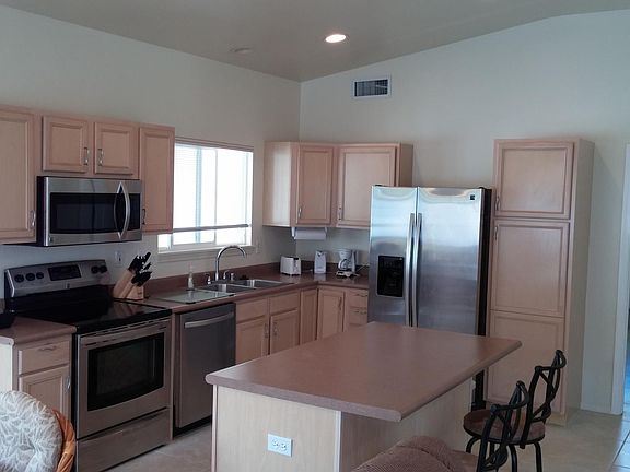 3rd image of 105 Kawailani Cir