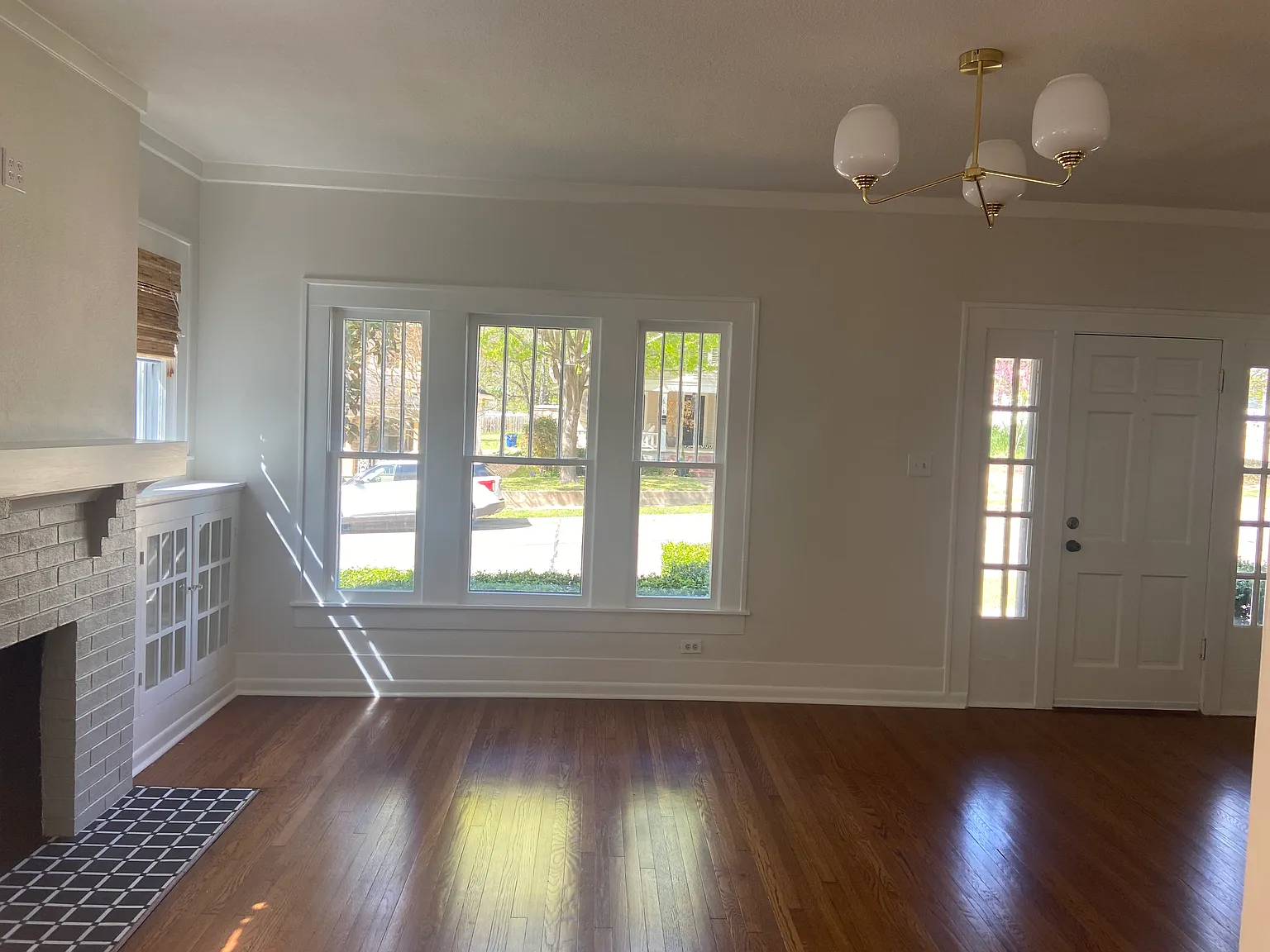 3 bed, 1.5 bath, 1578 sqft, $3,500 — Photo 4