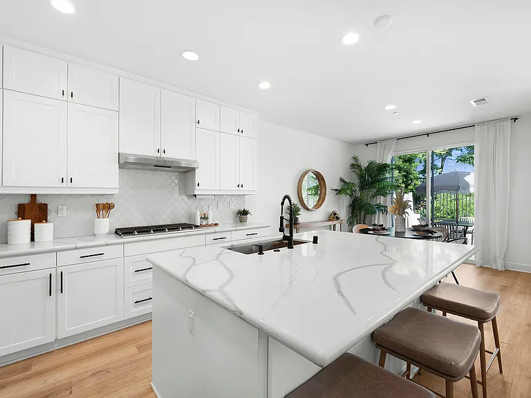 3030 Villeta Ave — Photo 6