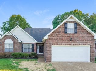 649 Kings Way Dr, Old Hickory, TN 37138