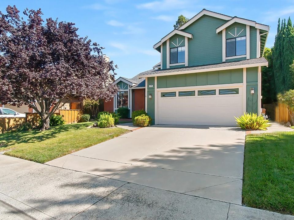 1st image of 3808 Rockford Dr