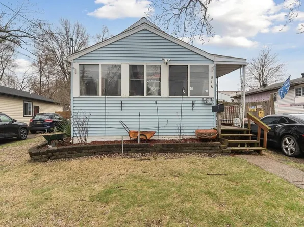 518 E Willard Ave, Lansing, MI 48910