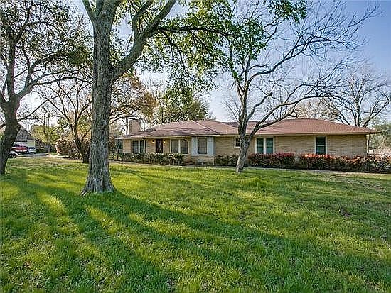 1st image of 4054 Walnut Hill Ln