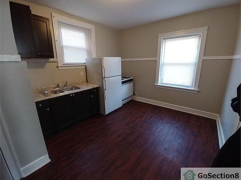 1st image of 2842 E 80th St APT 1