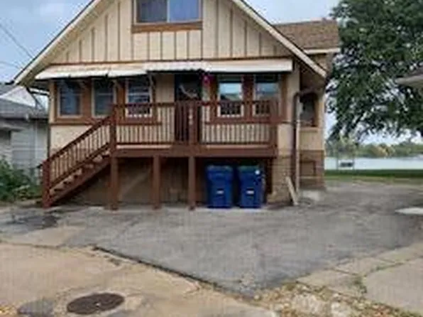 145 Carter Lake Clb, Carter Lake, IA 51510