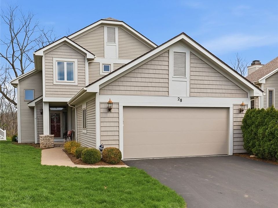 1st image of 28 Bristol View Dr